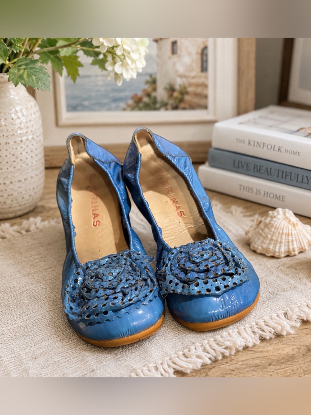 Sabrina’s Elegant Blue Floral leather Flats EU 39/ US 8.5
